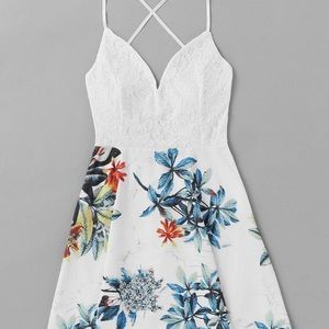 Cross Cross Lace Floral Summer Dress Sz L NWT